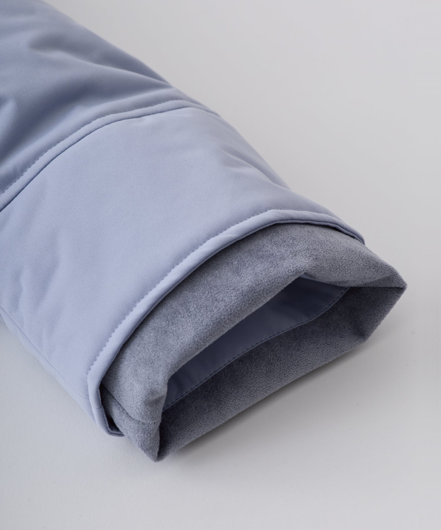 売約済☆ YOSOOU ヨソオウ ツーカラー ダウン ポンチョ サイズ2 工場 直営 店ファッション - YOSOOU ヨソオウ ツーカラー ダウン